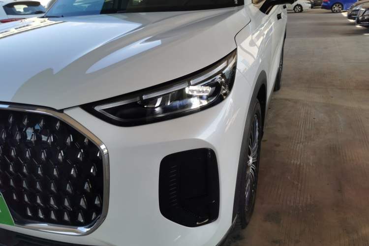 Used Chery Tiggo 8 L 2024 2.0T Two-Wheel-Drive Luxury Version 7 Seats
