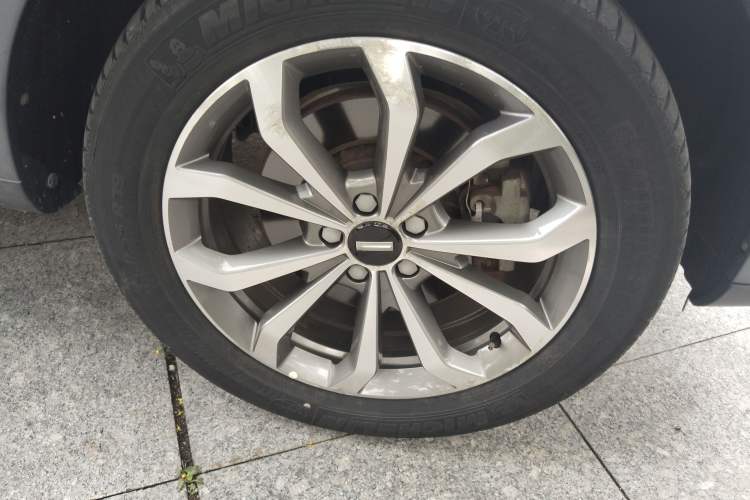 Used Wey VV6 2020 2.0T Two-Wheel Drive Smart Protection+