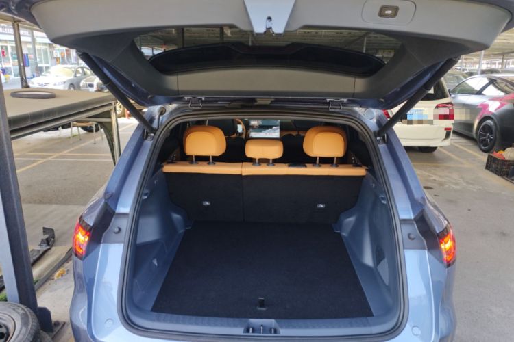 Used Geely Galaxy Xingjian 7 EM-i 2025 120km Flagship Edition Trunk