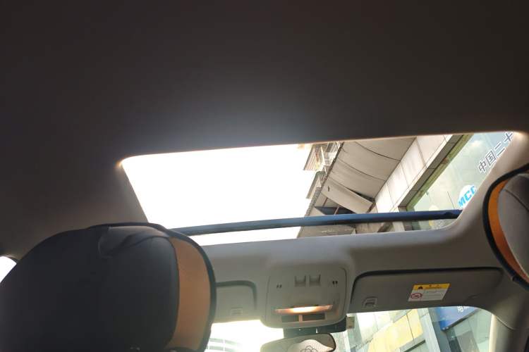 Used Chevrolet Cruze 2017 1.5L Automatic Pioneer Sunroof Edition Headliner