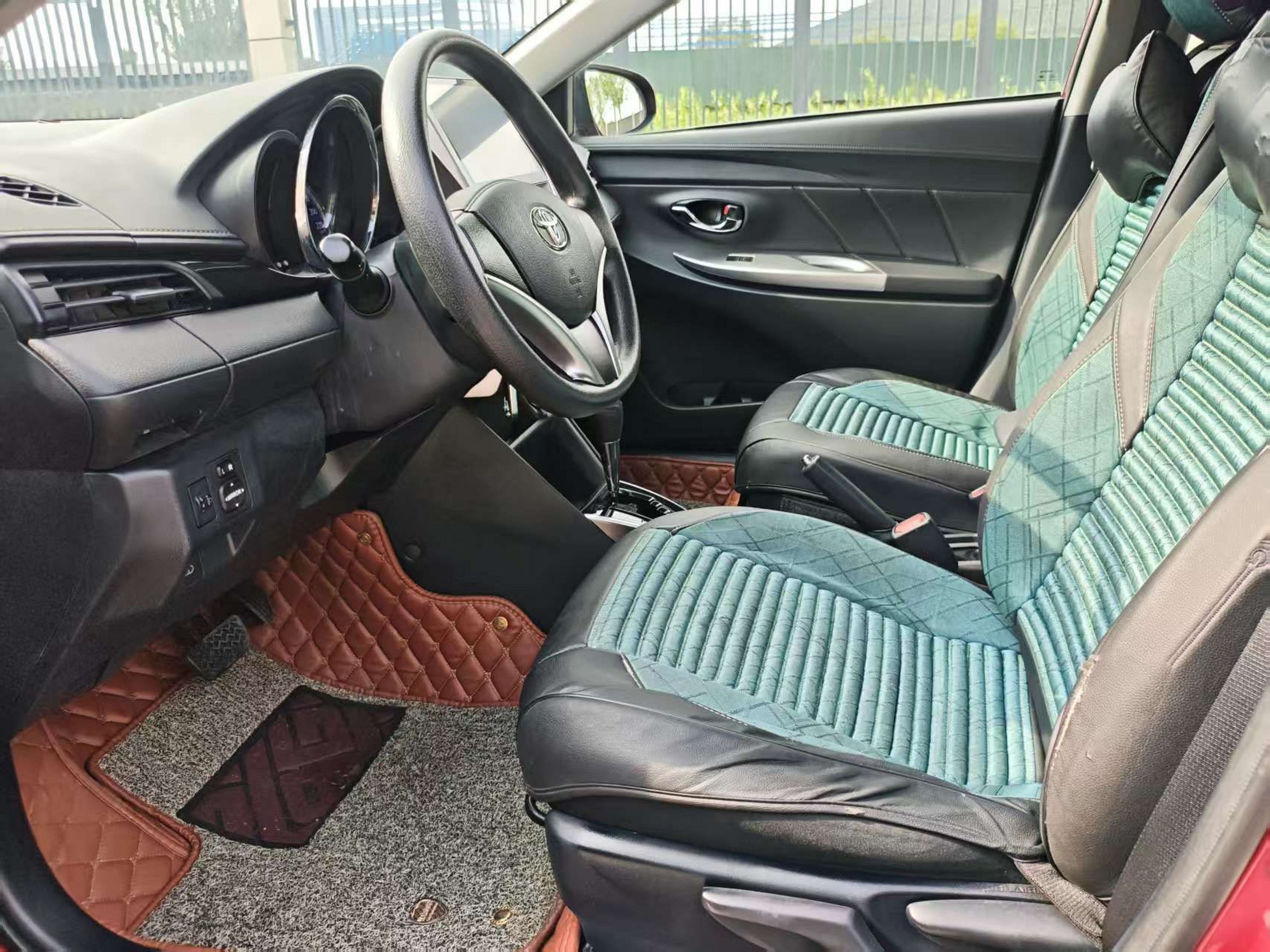 Interior delantero