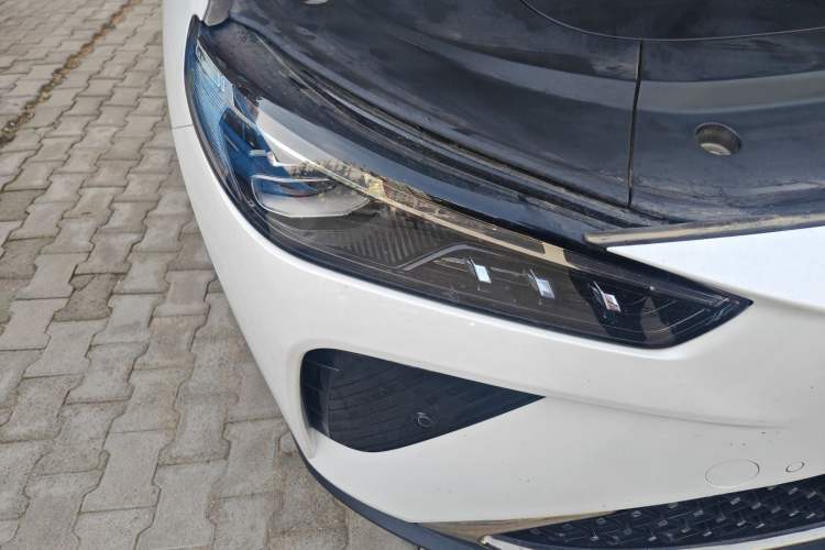 Used NETA L 2024 Extended-Range 310 Flash-Charge Red Edition
