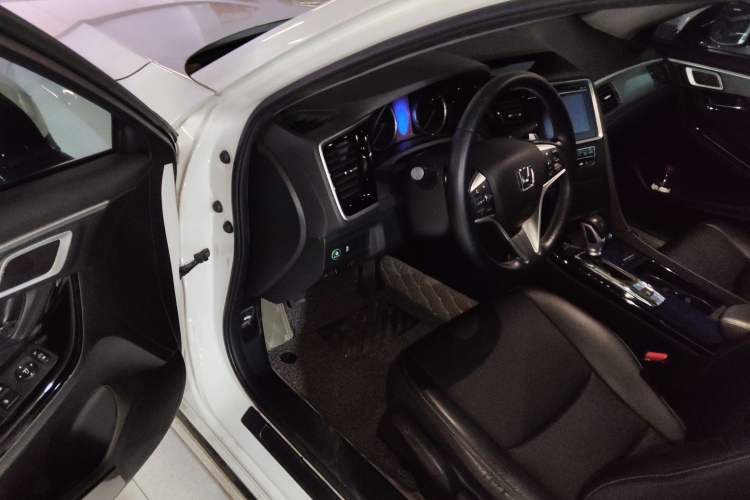 Used Honda Spirior 2017 2.0L Classic Edition
