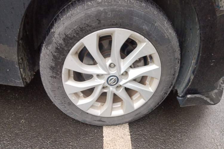 Used Nissan Sylphy 2016 1.6 XL CVT Luxury Edition Right Front Wheel Hub