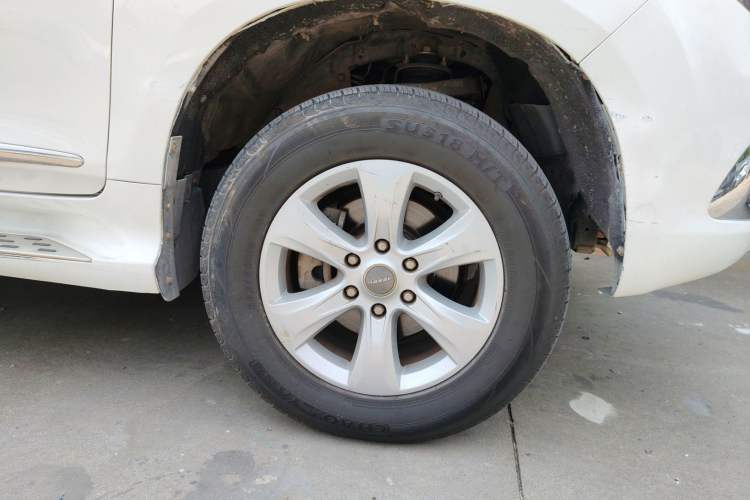 Used Haval H9 2015 2.0T Four-Wheel Drive Luxury 7-Seater Right Front Wheel Hub