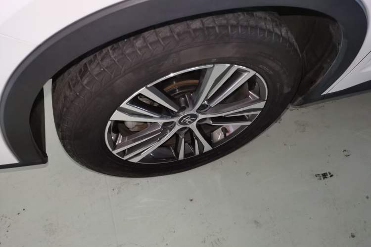Used BYD Song Pro 2019 1.5T Automatic Luxury Model Left Front Wheel Hub