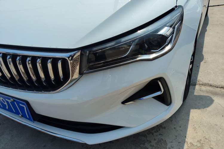 Used Geely Auto Emgrand 2025 4th Generation 1.5L CVT Longteng Edition
