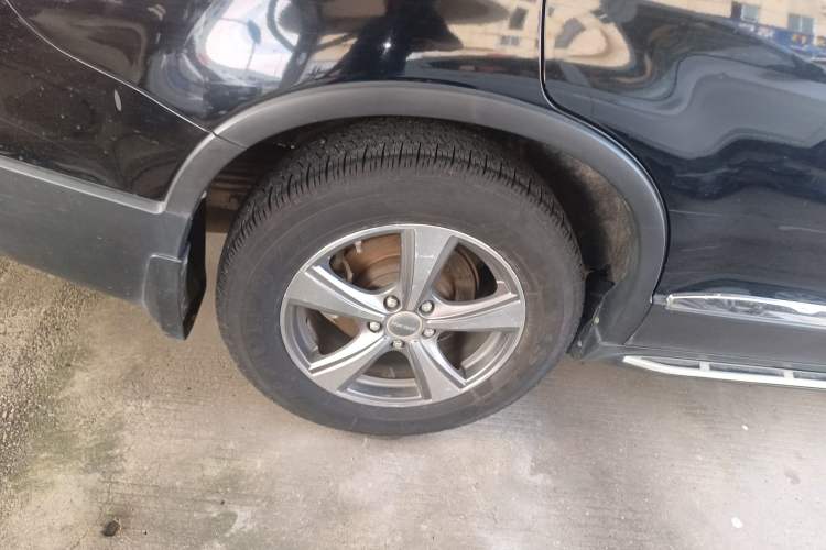 Used Haval H6 2015 Revised Version Sport Edition 1.5T Manual Transmission Two-Wheel Drive Elite Grade