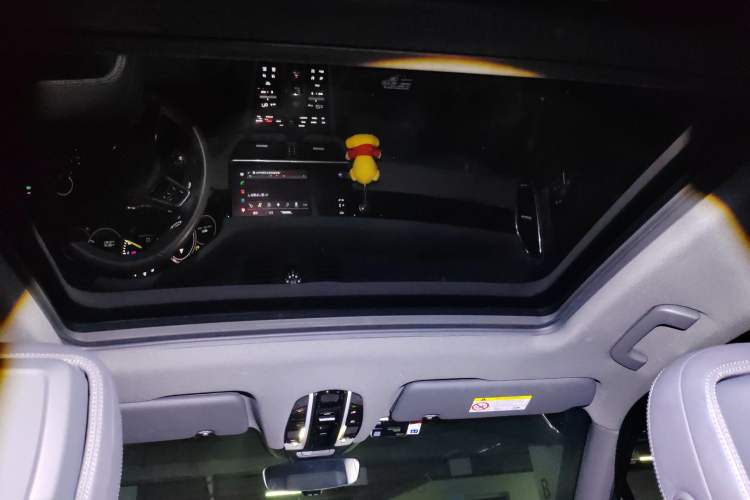 Used Porsche Cayenne E-Hybrid 2022 Cayenne E-Hybrid 2.0T Platinum Edition
