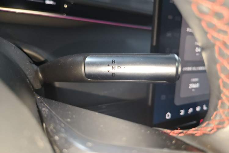 Used Hima Luxeed S7 2024 Max RS Four-Wheel-Drive Performance Edition Gear Lever