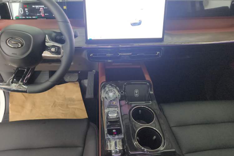 Used GAC Trumpchi E8 New Energy 2024 150km Dragon Roar Starry Night+