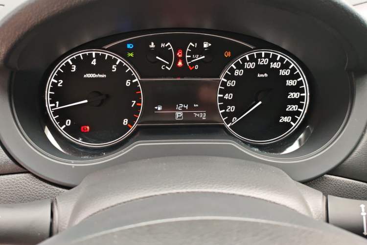 Used Nissan Tiida 2024 1.6L CVT Cool Dynamic Edition
