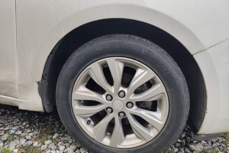 Used Buick GT 2019 15T Dual-Clutch Connected Elite Model China VI
