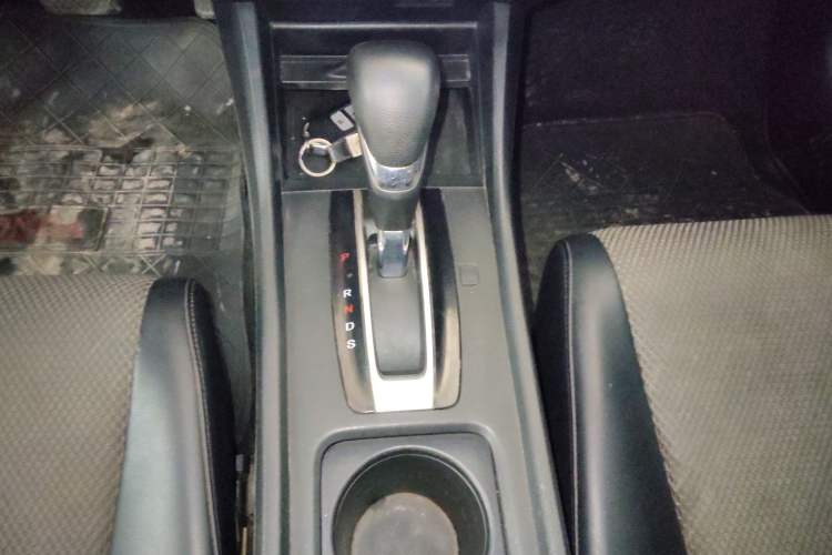 Used Honda Jade 2017 1.8L automatic Comfort version 5 seats
