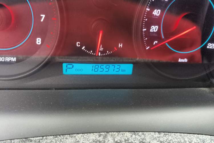 Used Chevrolet Captiva 2012 2.4L 4x4 Flagship Edition 7 Seats