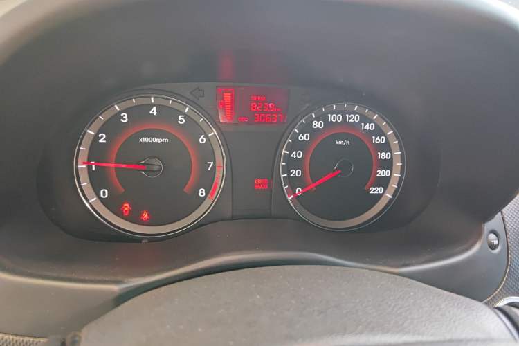 Used Hyundai Verna (older generation) 2014 1.4L Manual Top-Tier Model TOP Instrument Cluster