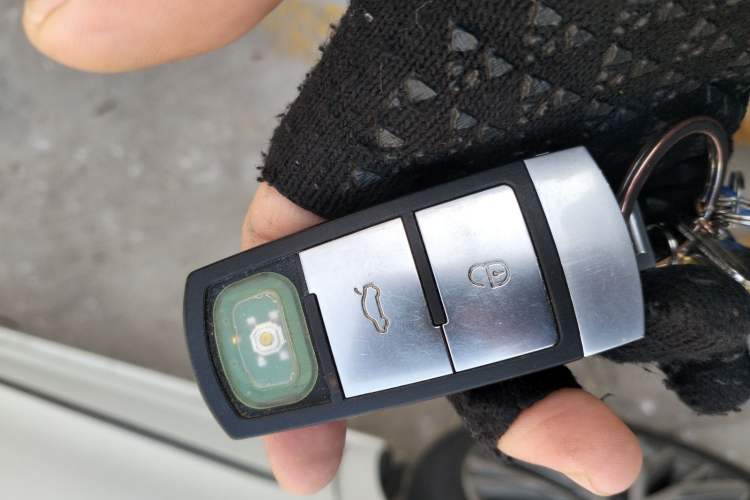 Used Volkswagen FAW-Volkswagen CC 2015 1.8TSI Prestige Model Vehicle Key