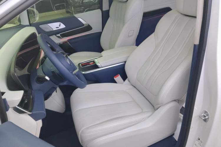 Used Buick Century 2023 2.0T Six-Seater Yinshi Edition