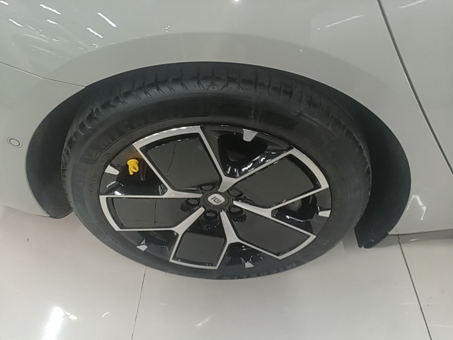 Xiaomi Auto SU7 2024 Rear-Drive Long-Range Intelligent Driving Version — снимка 11