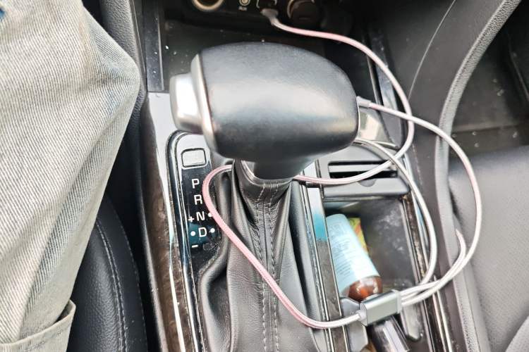 Used Kia K5 2016 1.6T Automatic LUX Gear Lever