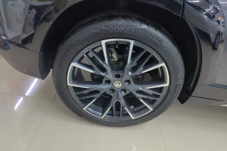 Used CHANGAN UNI-T 2023 Second-Generation 1.5T Prestige Model Right Rear Wheel Hub