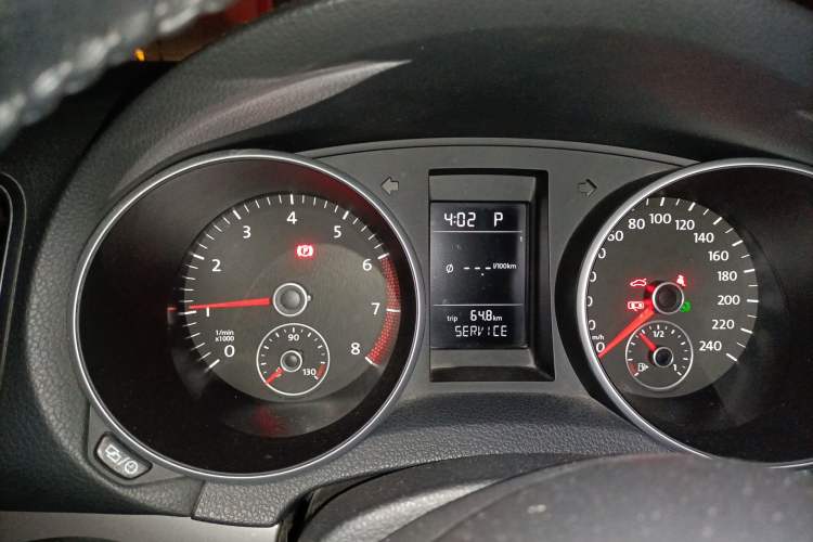 Used Volkswagen Golf 2012 1.6L Automatic Fashion Model