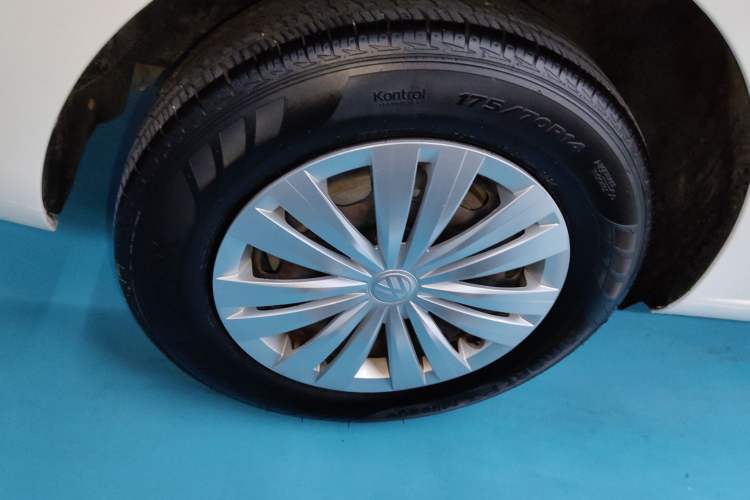 Used Volkswagen Santana 2016 1.6L Manual Fashion Edition