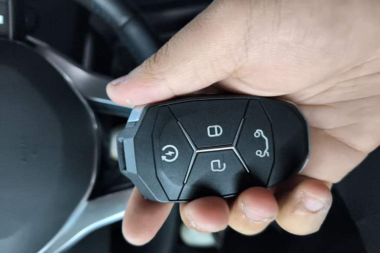 Used Lynk & Co 01 2019 2.0T Two-Wheel-Drive Pro Version China VI Standard
