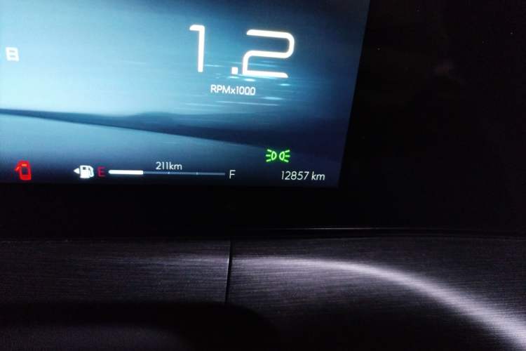 Used Buick Verano 2023 Pro GS Hunter Wind Edition Odometer Close Up