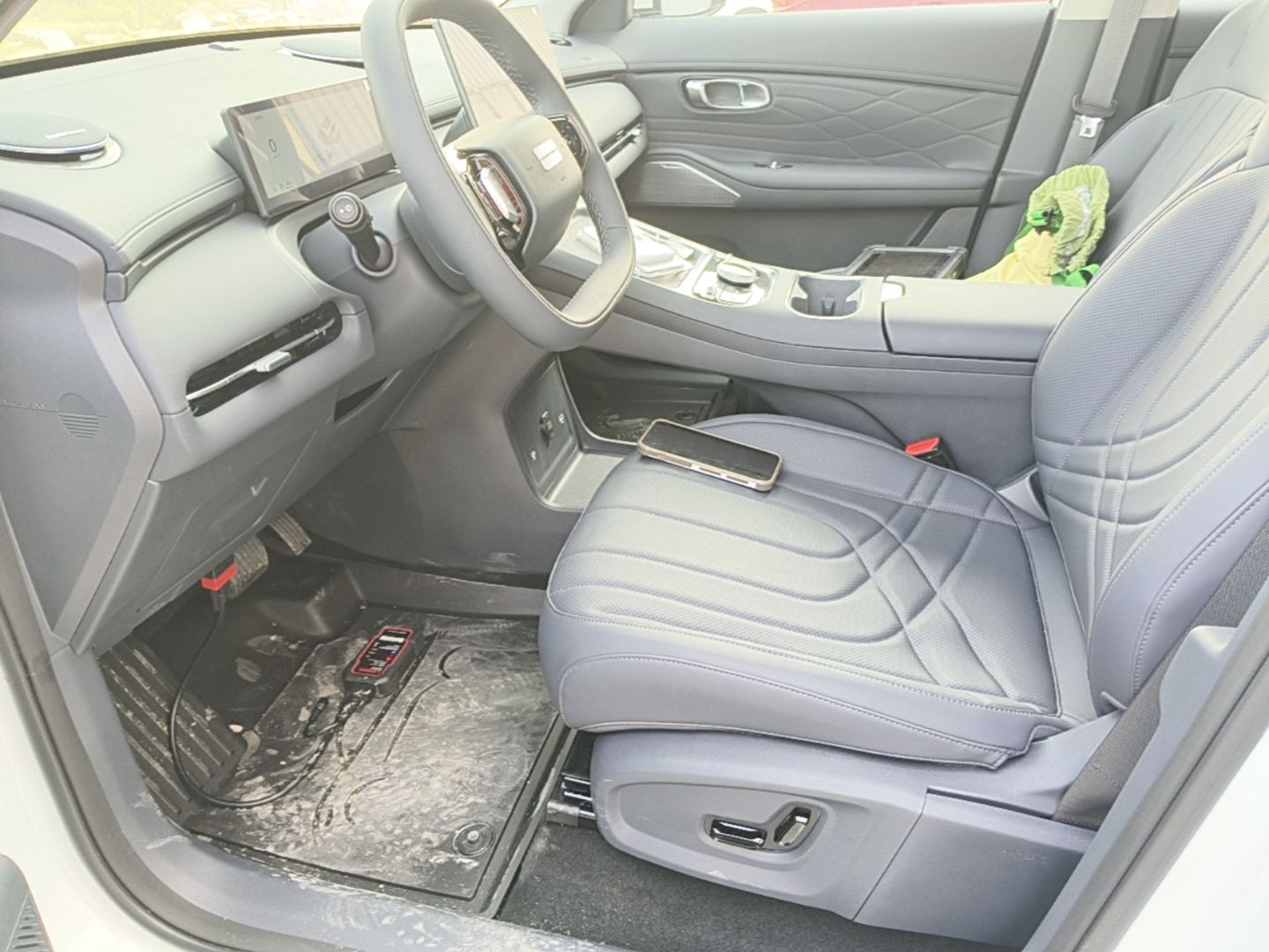 Geely Galaxy Xingjian 7 EM-i 2026 Model 130km Launch Edition — снимка 17
