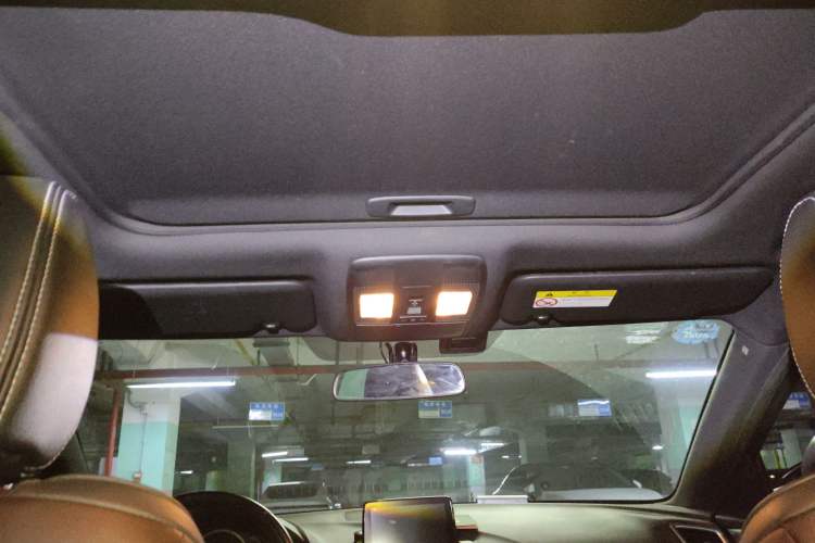 Used Mazda CX-4 2018 2.5L Automatic 4x4 Sky Passion Edition China VI Standard
