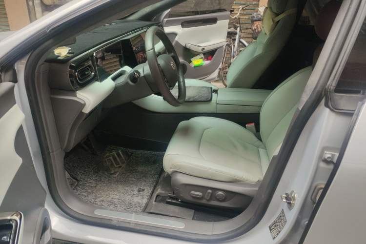 Used Leapmotor C01 2022 Rear-Drive Long-Range Version Driver Seat