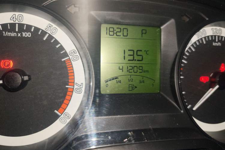 Used Skoda Fabia 2017 1.4L Automatic Car Enjoy Edition