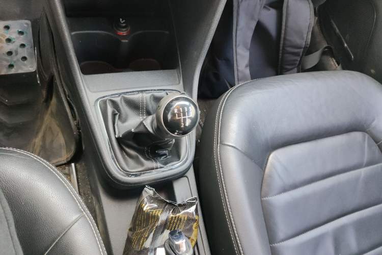 Used Volkswagen Jetta 2013 1.6L Manual Luxury Model