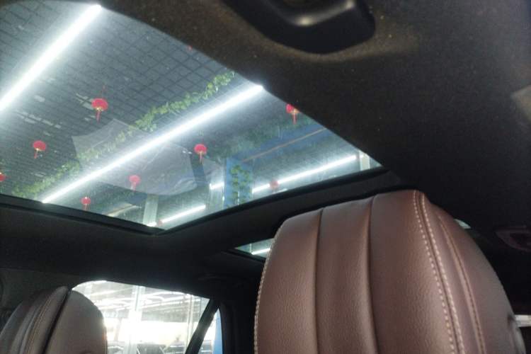 Used Mercedes-Benz GLC 2017 GLC 260 4MATIC Luxury Model