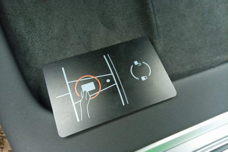 Used Tesla Model Y 2023 Rear-Wheel-Drive Version