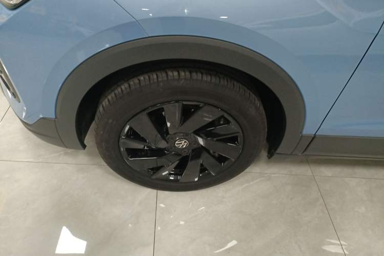 Used Volkswagen Tharu 2025 NewRui 300TSI Prestige Edition
