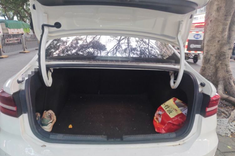 Used Volkswagen Lavida 2022 1.5L Automatic Comfort Edition
