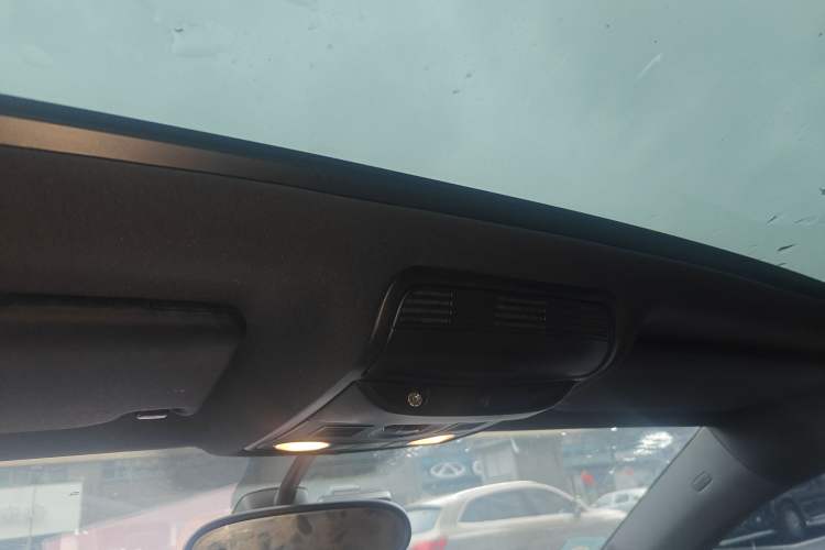 Used Volkswagen Scirocco 2010 2.0 TSI Luxury Edition Headliner