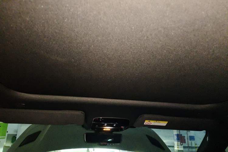 Used Land Rover Range Sport 2025 400 PS Dynamic SE Headliner