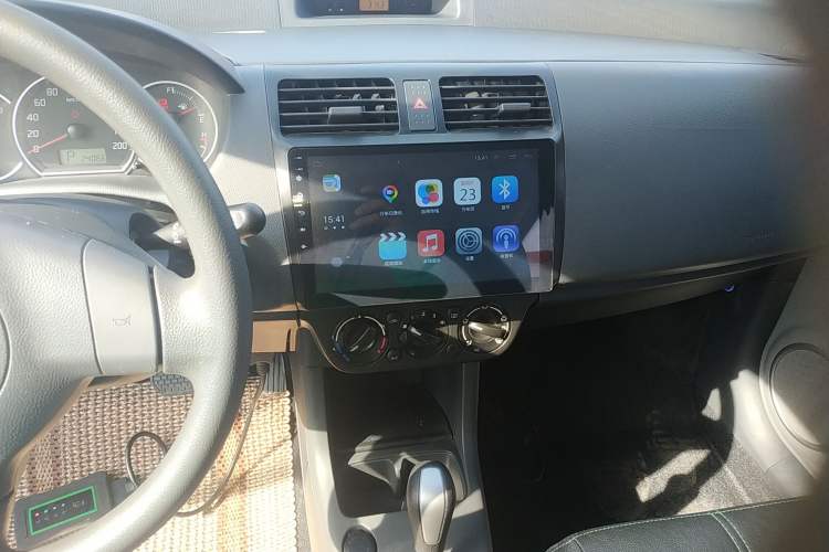 Used Suzuki Swift 2016 1.5L Automatic Fashionable Coolplay Edition Audio And AC Panel