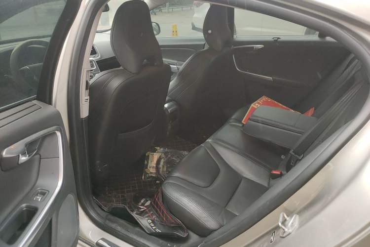 Used Volvo S60 2016 S60L T5 Intelligent Drive Edition Left Rear Seat