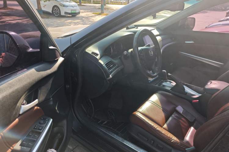 Used Honda Crosstour 2016 2.4L Luxury Edition