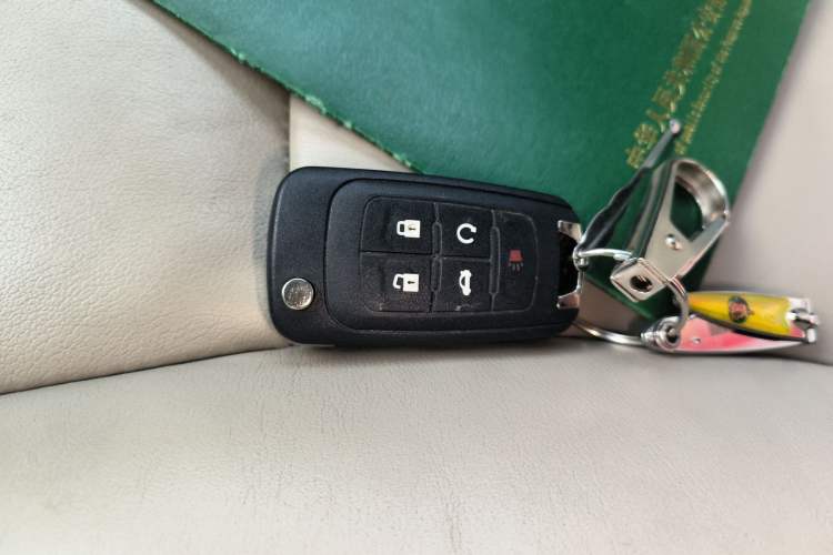 Used Buick GL8 2014 3.0L GT Luxury Business Haoya Edition Vehicle Key