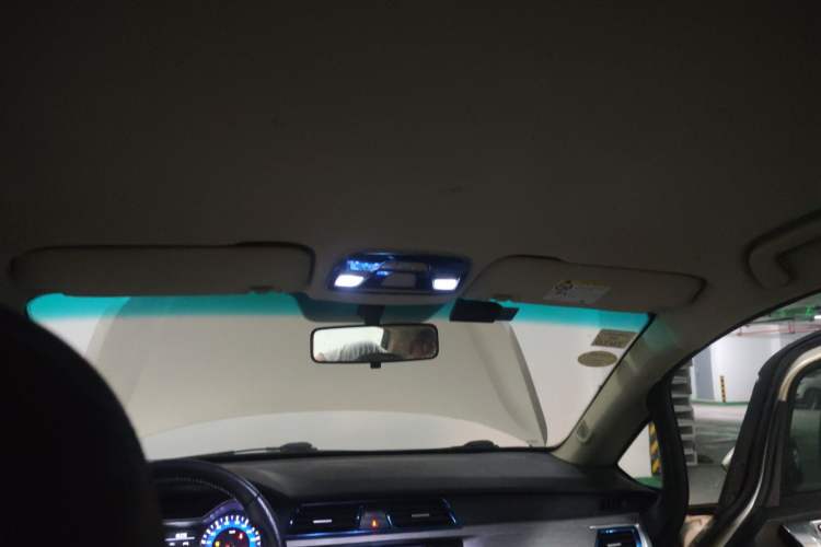 Used Geely Auto Vision X3 2017 1.5L Automatic Elite Model Headliner