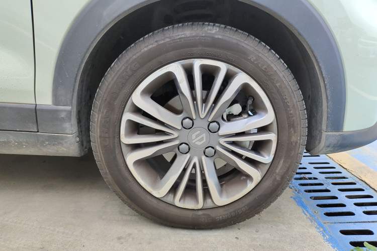 Used Leapmotor T03 2024 310 Comfort Edition Right Front Wheel Hub