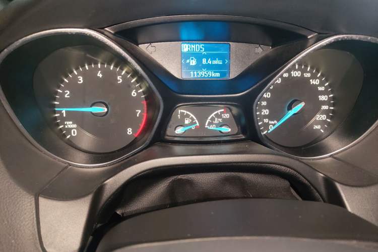 Used Ford Focus 2015 Sedan 1.6L Automatic Trend Model
