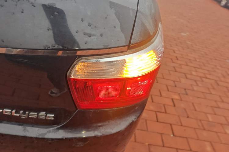 Used Citroen Elysee 2015 Qishang Edition 1.6L Automatic Fashion Model