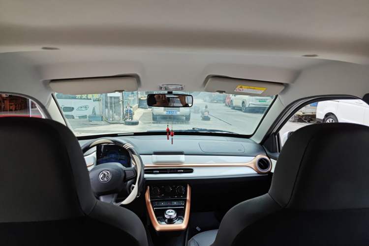 Used Dongfeng NAMMI BOX 2022 Revised Light Wind Edition 201 km Standard Version