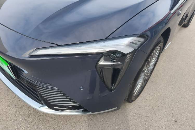 Used Buick L7 2025 Model Aivia